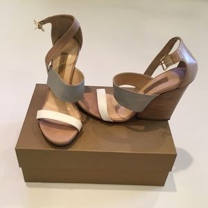 NEW DEE KELLER WEDGES